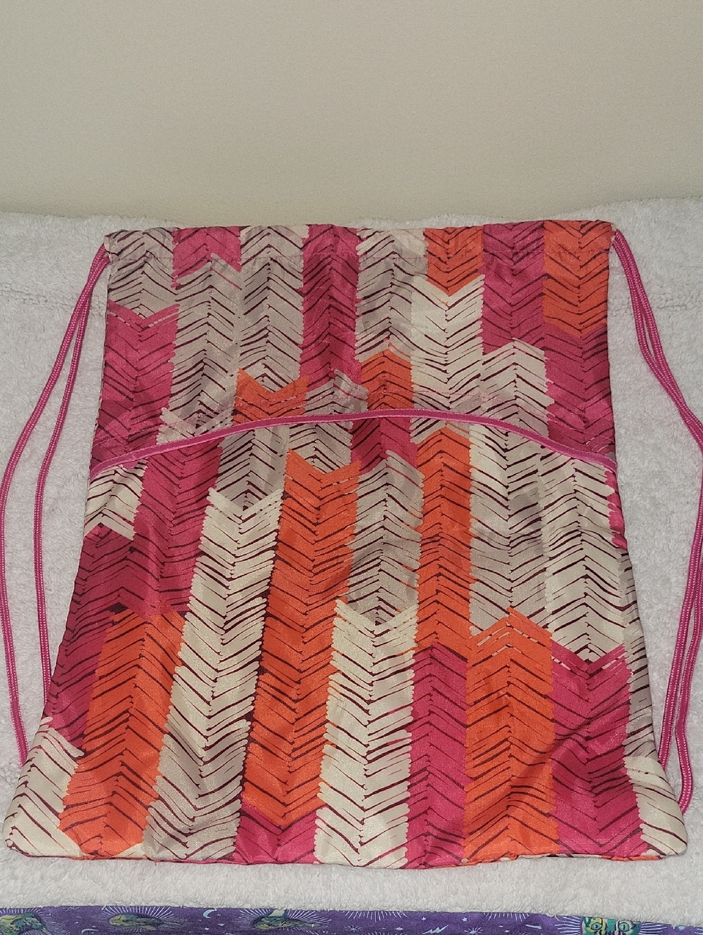 Thirty-One Pink & Orange Chevron Drawstring Backpack NWOT